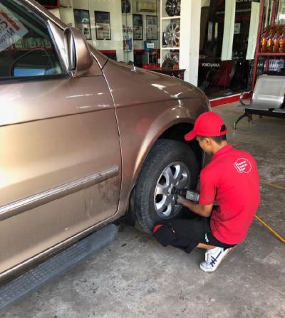 vá vỏ di động 24/24 - vá lốp ô tô lưu động